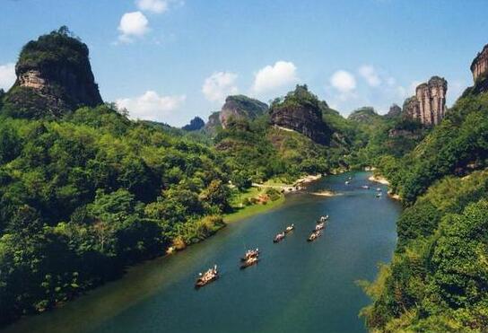 人少景美！五一小長(cháng)假最適合出游的的當地